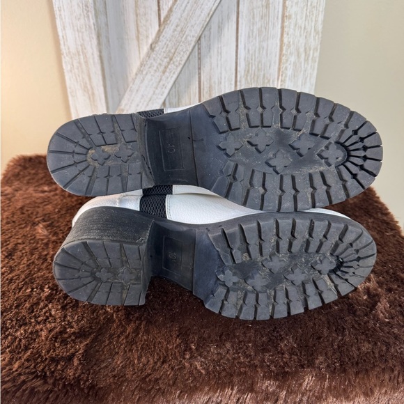 MIA leather Colten Chelsea boots stone Size 10 - Picture 9 of 9